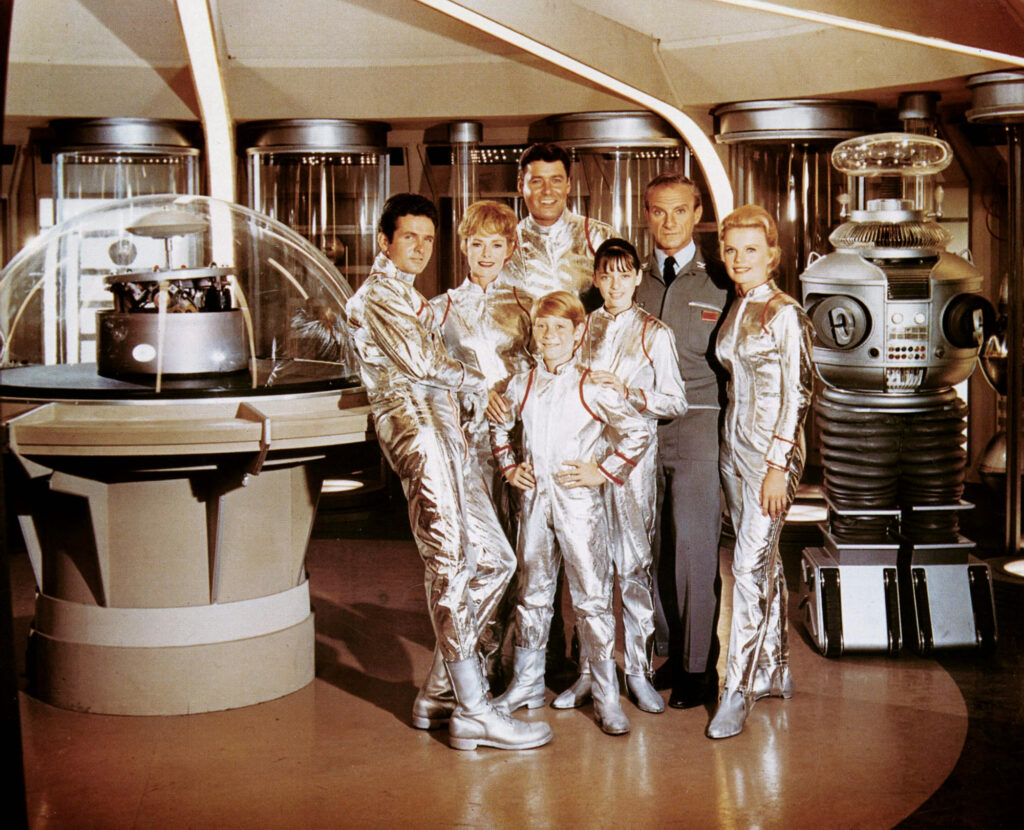 Lost In Space Cast