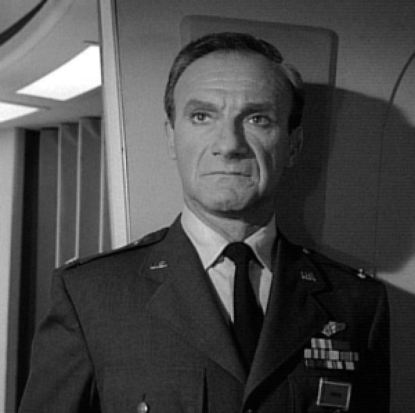 dr zachary smith lost in space